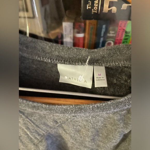 Athleta No Rush Crew Neck Sz m - Picture 2 of 4